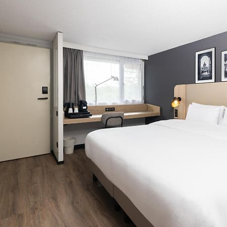 Campanile Prime - Nimes Centre Hotel Buitenkant foto