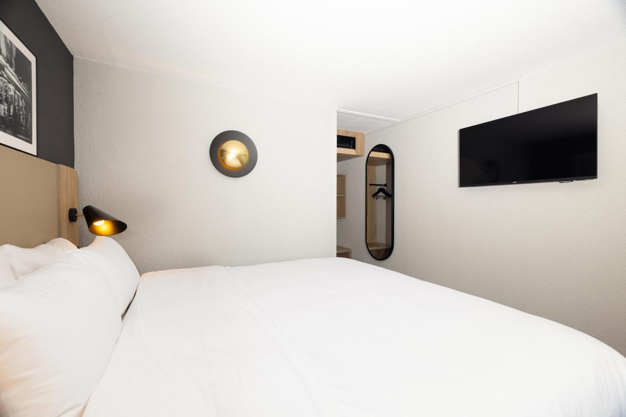 Campanile Prime - Nimes Centre Hotel Buitenkant foto