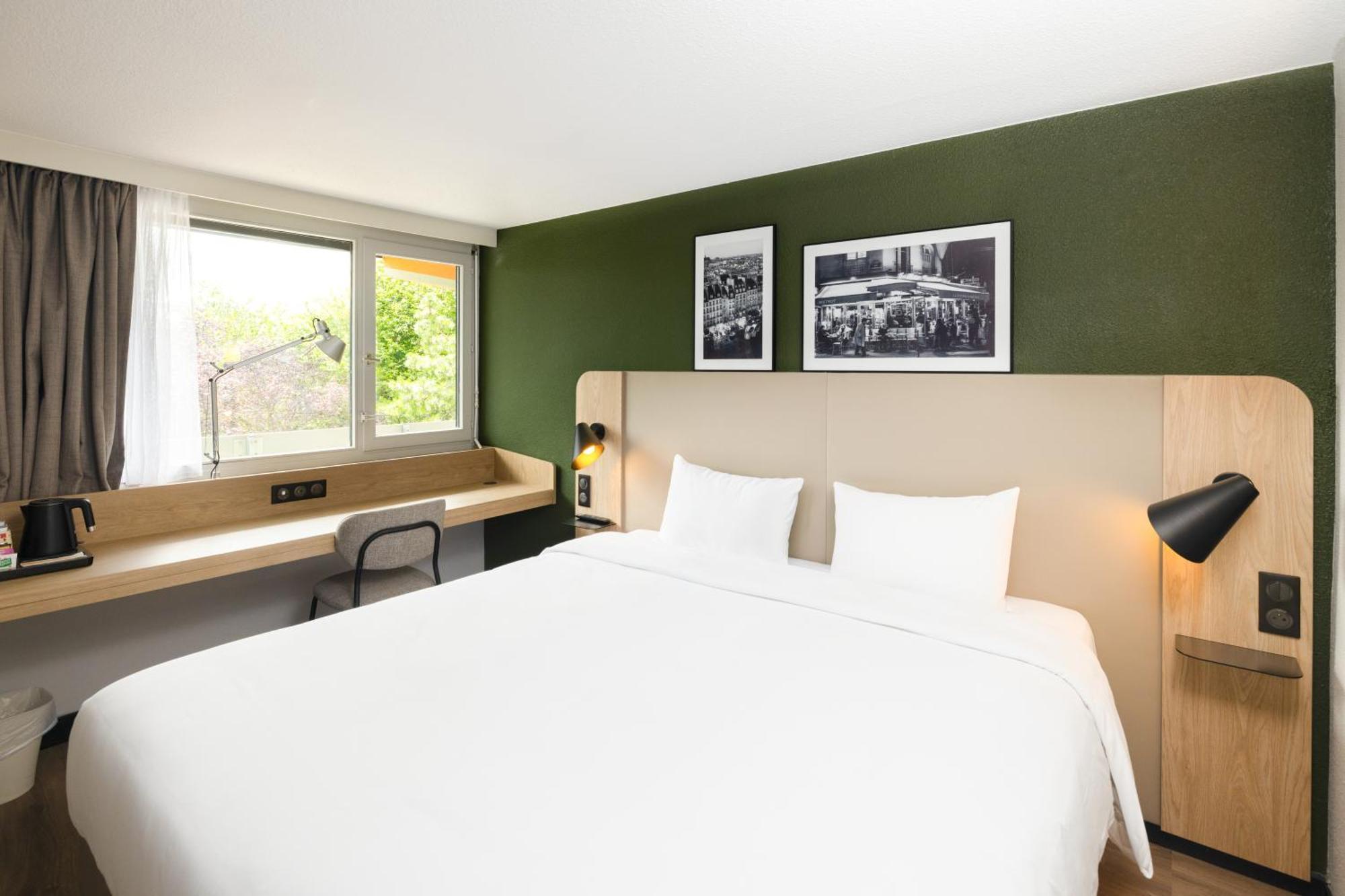 Campanile Prime - Nimes Centre Hotel Buitenkant foto